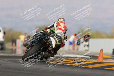 media/Oct-29-2022-CVMA (Sat) [[14c0aa3b66]]/Race 8 Supersport Middleweight/Folder 2/